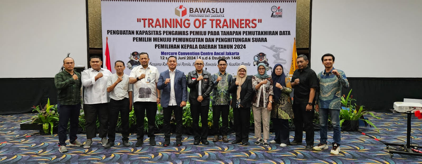 Foto Bersama Jajaran Bawaslu Jakpus bersama Komisioner Bawaslu DKI Jakarta