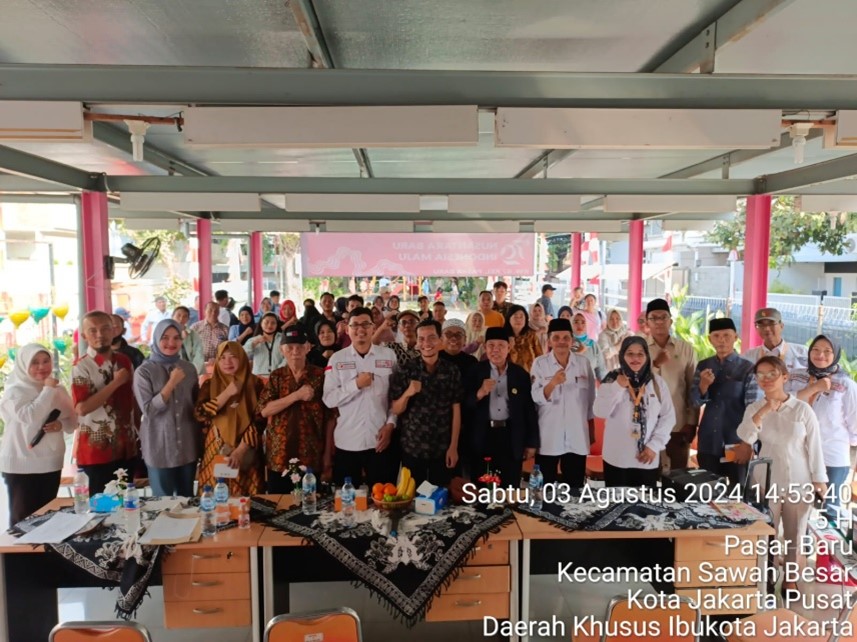 Foto Bersama PesertKegiatan Forum Warga di Kecamatan Sawah Besar, Sabtu. (3/8)