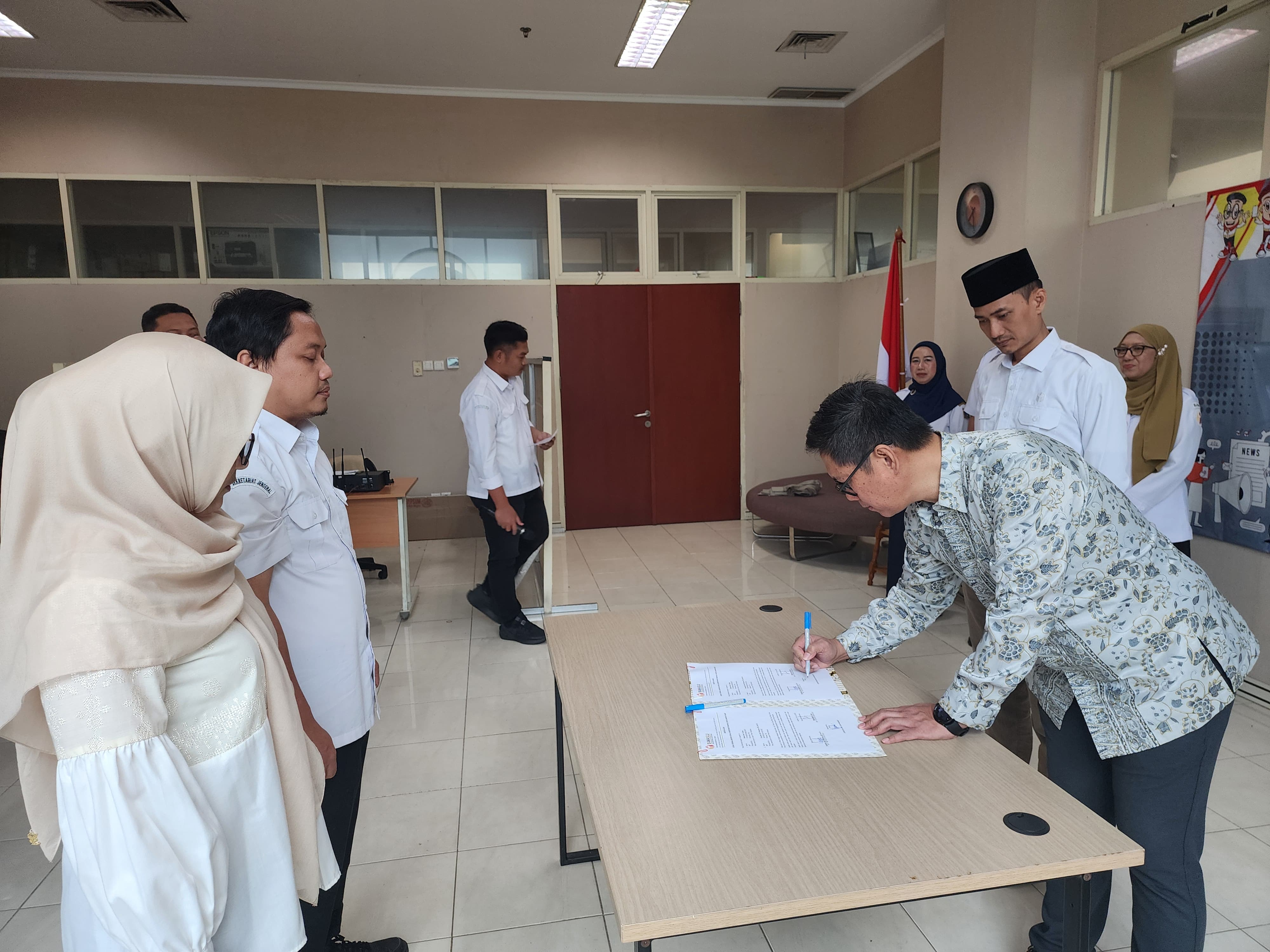 Penandatanganan Serah Terima Jabatan Kepala Sekretariat