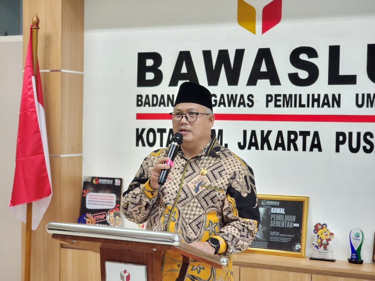 Plt. Kepala Kementerian Agama Kota Administrasi Jakarta Pusat, Robi Fadil Muhammad dalam giat penandatanganan MoU