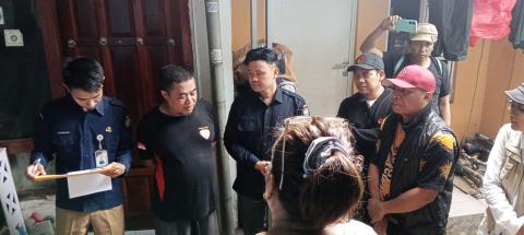 Anggota Bawaslu Kota Jakarta Pusat, Wahidin saat lakukan pengawasan pelaksanaan Coktas