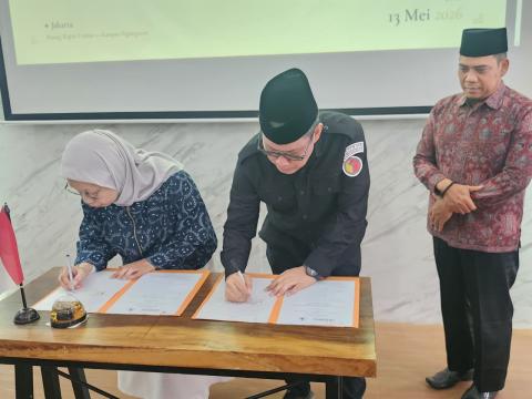Penandatanganan MoU antara Bawaslu Kota Jakarta Pusat dengan Universitas Bung Karno