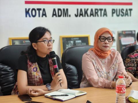 Kepala Bagian Administrasi Bawaslu Provinsi DKI Jakarta, Margareta Turnip saat memberikan sambutan serta arahan.