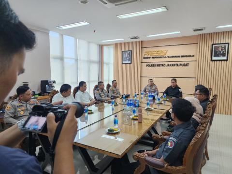 Suasana Audiensi Bawaslu Jakarta Pusat dengan Polres Metro Kota Jakarta Pusat
