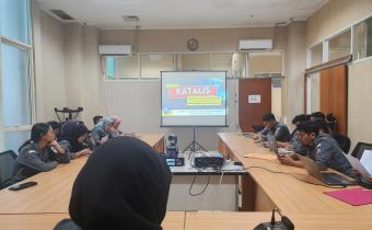 Widya Rastika Wulan, Koordinator Divisi SDM, Organisasi dan Diklat Bawaslu Kota Jakarta Pusat saat launching KATALIS.