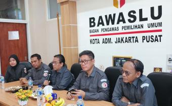 Monitoring dan Evaluasi Divisi Hukum Bawaslu Provinsi DKI Jakarta