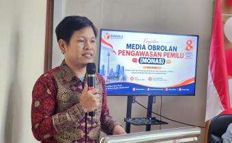 Ketua KPU Jakarta Pusat, Efniadiansyah saat menyampaikan sambutan dalam refleksi HUT ke-8 Bawaslu Kabupaten/Kota