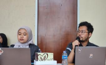 Zain, perwakilan Inspektorat Bawaslu RI saat menjelaskan mekanisme Zona Integritas